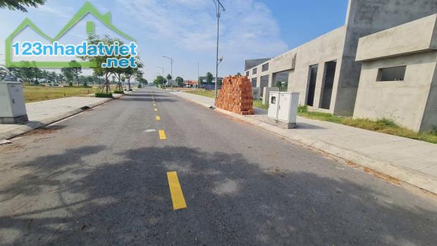 Bạn còn phân vân thì giá đất Long Thành đã tăng. Chỉ với hơn 900tr sổ sẵn