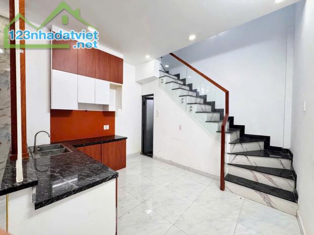 Nhà hẻm Gò Xoài, Bình Hưng Hòa A dt 36m2 1 lầu 2pn 2wc giá 4,1 tỷ - 2