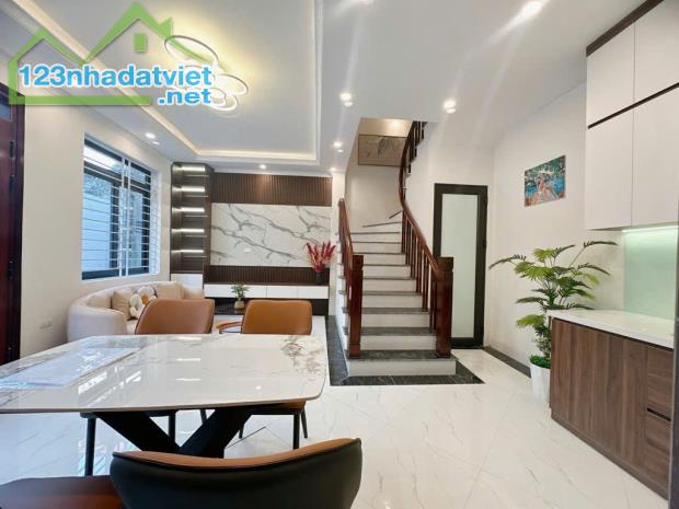 Bán nhà Sài Đồng, Long Biên, Hà Nội, 5,95 tỷ, 43m2, view đẹp, nhiều tiện ích, ngõ nông - 2