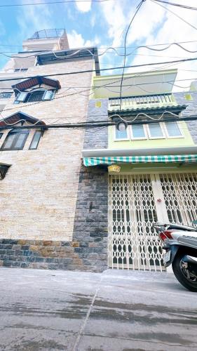 NHÀ 4 TẦNG - ĐƯỜNG TÔN THÁT THUYẾT - QUẬN 4 - 3 PN - HẺM XE HƠI - GIÁ CHỈ 4.7 TỶ - 4