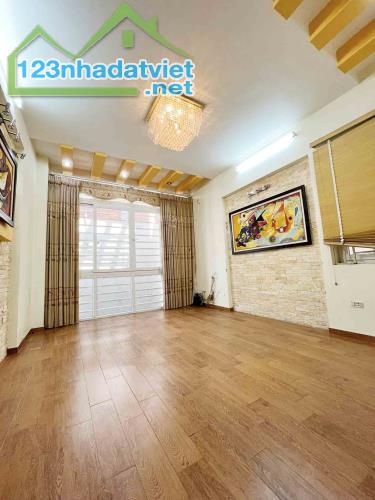 Bán nhà phân lô Huỳnh Thúc Kháng, Đống Đa, ôtô, kinh doanh, 55mx5t, 14.8 tỷ, 0985696268 - 2
