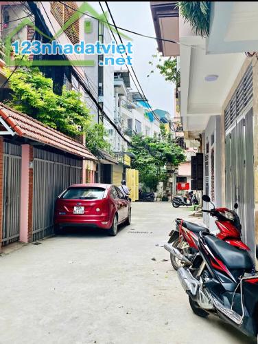 SIÊU PHẨM NGỌC LÂM CƠ HỘI VÀNG GIỮA TRUNG TÂM LONG BIÊN - DIỆN TÍCH: 150M² x 3 TẦNG - GIÁ - 2