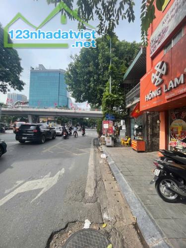 Bán Mặt Phố Bạch Mai 5 tầng 39m2, Mặt tiền Rộng - Kinh Doanh, Vỉa hè đá bóng. Giá Chỉ 18