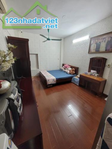 💥 Bán Nhà -Khâm Thiên -4,5tỷ , Ngõ 32 ,Dt 41m2 Mặt 2x12 - 1