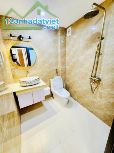 BÁN NHÀ PHỐ ĐẶNG TIẾN ĐÔNG _ FULL NỘI THẤT LUXURY _ TIỆN ÍCH HOÀN HẢO - 3