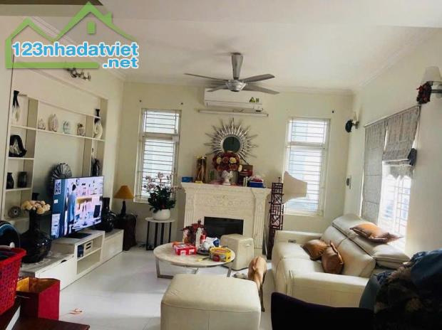 PHÚ XÁ,PHÚ THƯỢNG, TÂY HỒ 55M, 5 TẦNG, MT 5M, 9.8 TỶ, GẦN Ô TÔ, NGÕ NÔNG, SÁT CIPUTRA.  Nh