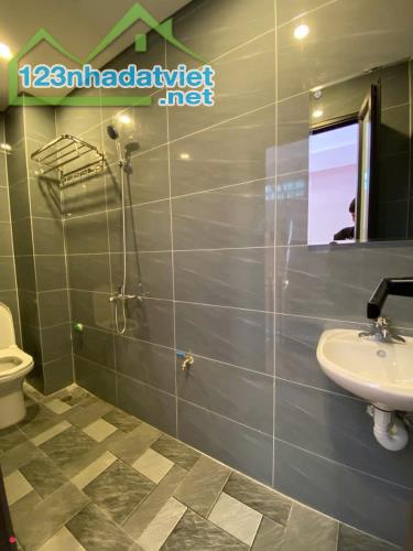 Nhà riêng KHƯƠNG ĐÌNH, nhà đẹp long lanh, vài bước tới mặt phố, 53m2 x 5.3MT, chỉ 9,3 tỷ - 5