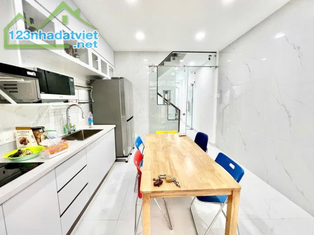 🎋🎋BÁN NHÀ 2 MẶT TIỀN KHU PHAN ĐĂNG  LƯU NHÀ 4x15M NHÀ 6 PN GIÁ 13  Tỷ - 2