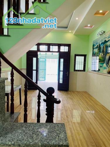 Gấp bán - Bán nhà riêng Đường 10m Ô TÔ, Hà Đặc, Trung Mỹ Tây, Quận 12, 100m2 giá 6,2 tỷ - 1