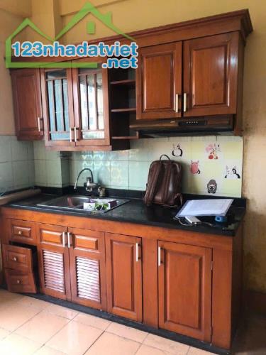 Siêu hiếm chung cư Đồng Tàu chỉ 7 Triệu, 2 ngủ, Full đồ, ưu tiên hộ gia đình thuê