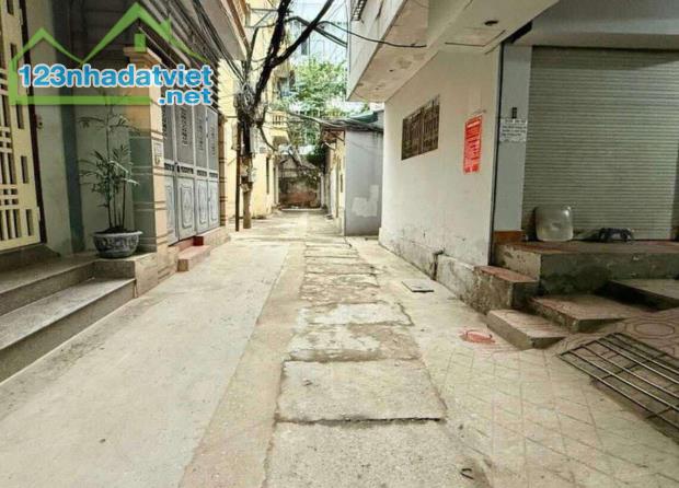Bán mảnh đất 37m2, mặt tiền 3.9m tại Võ Chí Công, Cầu Giấy, chỉ 5.8 tỷ