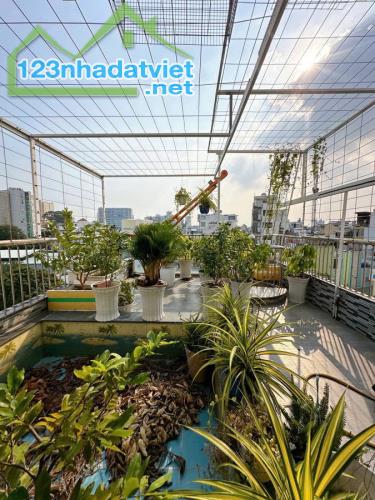NHÀ GÓC 3 MẶT THOÁNG – 5 TẦNG- NGANG 5M – 6PN – VIEW LAVELA – Q3 -8 TỶ 3-- SỔ HỒNG-- HỖ