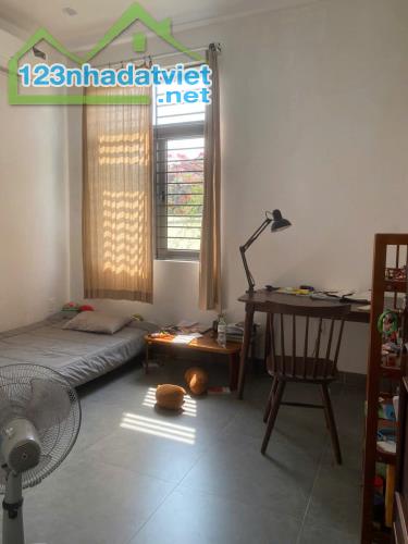 🏆Chính chủ gửi Bán nhà Kiệt 2 Tầng đường Nguyễn Huy Tưởng dt98m2 Gía 2.8 Tỷ - 1