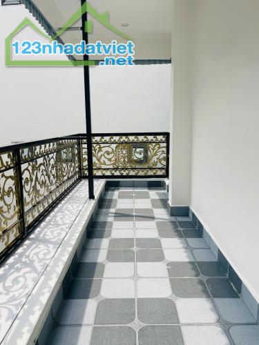 CỰC PHẨM- GẦN PHỐ CỔ- NHÀ MỚI LONG LANH- FULL NỘI THẤT- PHỐ HUẾ-65m - 13tỷ 9 - 3