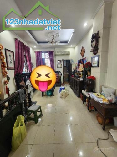 Phân lô Dương Văn Bé - lô góc 3 thoáng -45m2/5tầng - trên 12 tỷ - ô tô 7 chỗ đỗ cửa. - 3