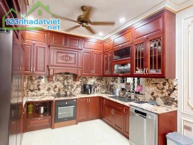 BÁN NHÀ HOÀNG QUỐC VIỆT, PHÂN LÔ, VỈA HÈ KINH DOANH, ÔTÔ TRÁNH, 2 THOÁNG, 85M2 HƠN 28 TỶ - 1