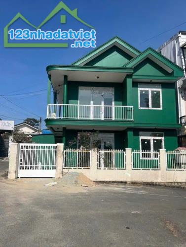 BÁN NHÀ 3 MẶT TIỀN PHAN CHU TRINH PHƯỜNG 9 DALAT
