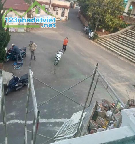 BÁN NHÀ 3 MẶT TIỀN PHAN CHU TRINH PHƯỜNG 9 DALAT - 3