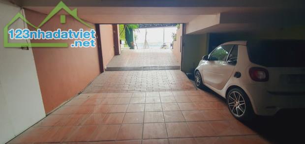 Bán nhà mặt phố Nhật Chiêu, Tây Hồ 110m2, 5T thang máy có hầm, mặt tiền 6.6m, 2 thoáng - 2