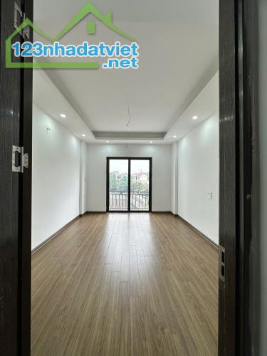 💥💥💥CỰC HIẾM BÁN NHÀ MỚI ĐẸP TRUNG TÂM HOÀNG MAI 45M2X 5 TẦNG THANG MÁY NGÕ RỘNG