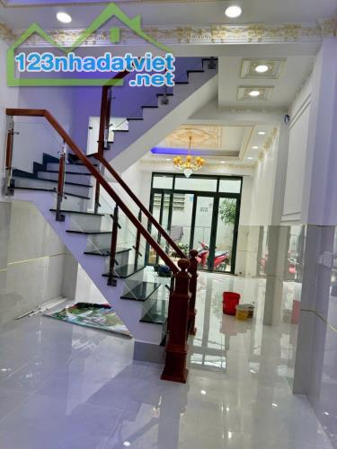 Siêu Phẩm nhà đường số 4 sau lưng trường Kim Đồng-52m2,4 Tầng Nhỉnh 5 tỷ - 3