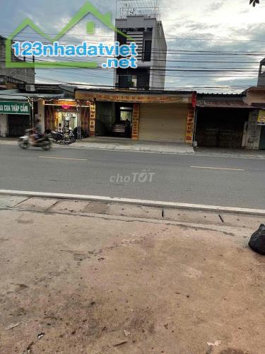 Chính Chủ Cần Bán Nhanh 1 hoặc 2 Căn Nhà Liền Kề, Mặt Đường 351 - xã Hồng Thái, An Dương, - 1