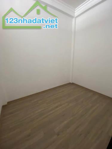 BÁN NHÀ BÙI XƯƠNG TRẠCH THANH XUÂN - NHÀ DÂN XÂY CHẮC CHẮN - DT 30M2 GIÁ HƠN 5 TỶ - 4