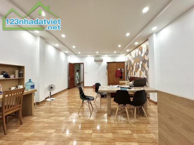 **Bán nhà mặt tiền Trần Mai Ninh ** p12 -Tân Bình - 167 m2 - 17,5 tỷ