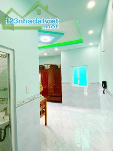 Bán nhà Mặt Tiền đường Lê Đình Cẩn, 65m² ( 4 x 16 ) 6 Tầng Thang Máy, Có Hầm, 9 Phòng - 4