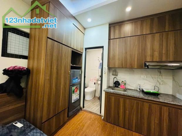 NHÀ VỊ TRÍ ĐẸP -  GIÁ TỐT Cần Bán TOÀ NHÀ CHDV LÔ GÓC tại quận Cầu Giấy, TP Hà Nội - 4