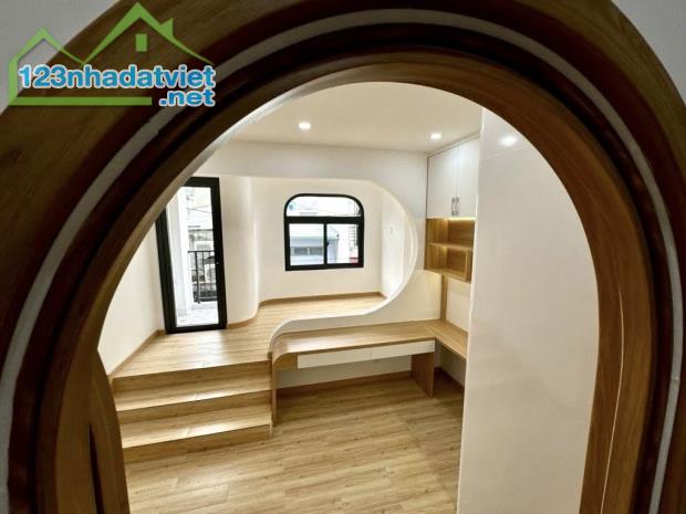 60m2, GẤP BÁN NHÀ 5 TẦNG,HẺM XE HƠI, 1/THỐNG NHẤT, P11 GÒ VẤP, 6.x TỶ - 1