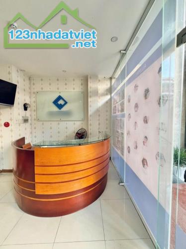 **Bán nhà khu K300 Nguyễn Thái Bình,p 12 Tân Bình** (11x15) nhỉnh 18 tỷ