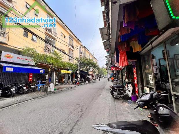 Bán Nhà 6 Tầng dt 41/42 Trần quý cáp , Đống Đa 5,6 tỷ