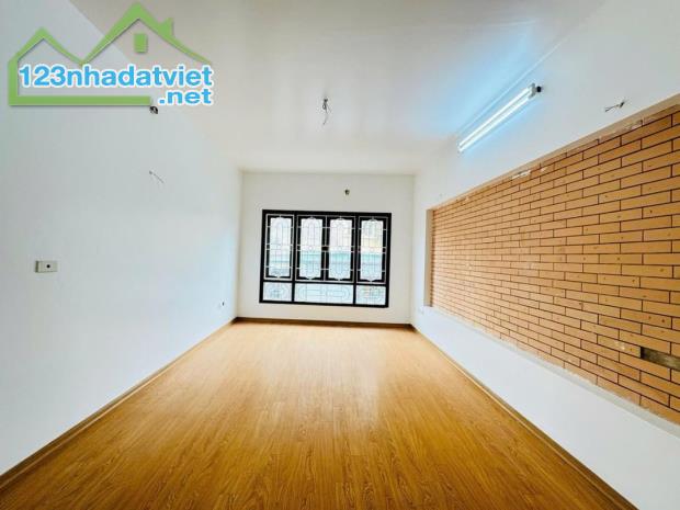 🏆 PHÂN LÔ QUÂN ĐỘI - VIEW BẢO TÀNG - GARA - Ô TÔ TRÁNH - 60M² - CẦU GIẤY - CHỈ 18 TỶ 🏆 - 1