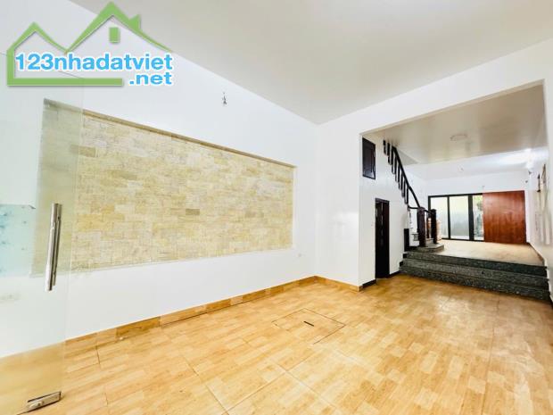 🏆 PHÂN LÔ QUÂN ĐỘI - VIEW BẢO TÀNG - GARA - Ô TÔ TRÁNH - 60M² - CẦU GIẤY - CHỈ 18 TỶ 🏆 - 2