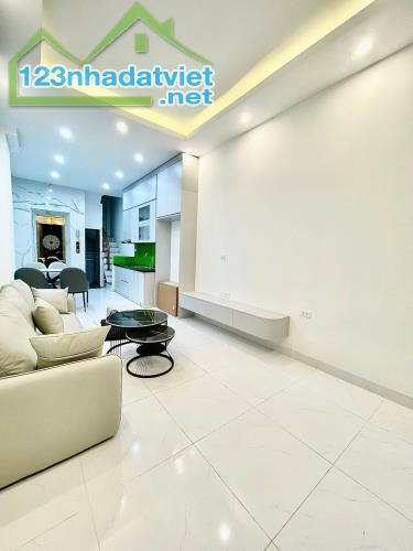 Siêu phẩm Phú Đô 6 tầng thang máy ngõ ô tô 7 chỗ vào nhà, mới tinh chưa ở