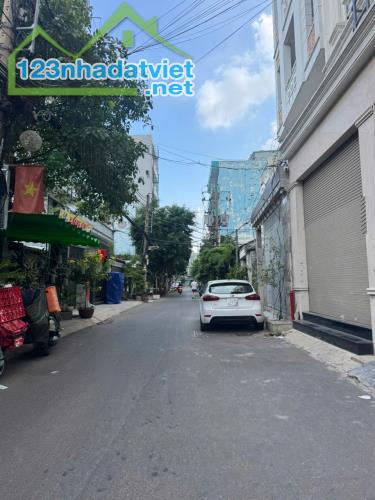Bán nhà mặt tiền Trần Bá Giao, P.5, Gò Vấp: 4( Nở hậu: 6,5m) x 17, giá 9,5 tỷ - 1