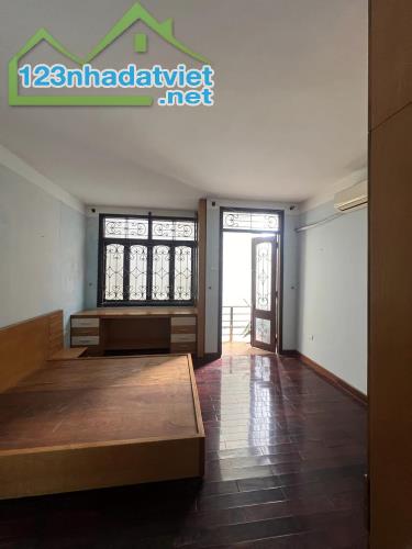 BÁN NHÀ 4 TẦNG NGÕ THÔNG ÔTÔ ĐỖ SÁT CỬA, PHÂN LÔ QUÂN ĐỘI PHỐ HOÀNG VĂN THÁI – THANH XUÂN. - 2