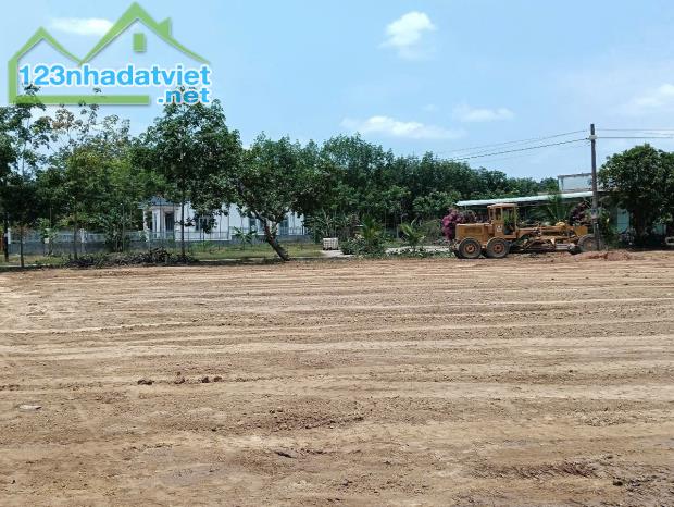 Tôi cần bán hơn 1000m2 đất thổ cư giá 450Trr - 2