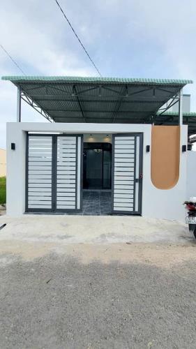 Nhà mới dọn vào ở ngay 135m2, SHR, Củ Chi, Giá 1 tỷ 040.