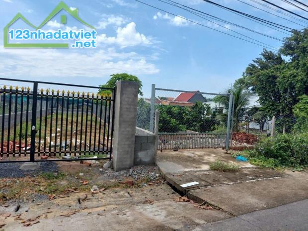 Cần bán gấp lô đất nền mặt tiền đường 30, Tân Thông Hội, 212m2 - 2