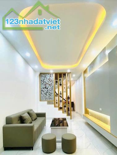 💎 SIÊU PHẨM PHỐ MINH KHAI GỐC ĐỀ 6,18 TỶ/29M2/32M2T1/4 TẦNG - NGÕ THÔNG - KINH DOANH.