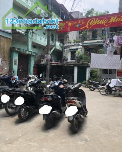 Nhỉnh 1,2 tỷ, 40 m2, tập thể tầng 1, gần ĐH Thương Mại, Hồ Tùng Mậu, Mai Dịch, Cầu Giấy - 1