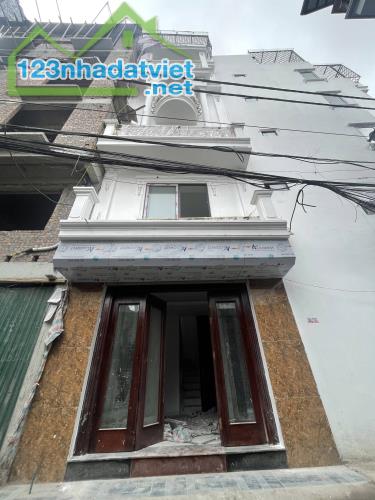Bán nhà mới tại Tư Đình, LB, HN, 6 tầng thang máy, đường nhựa 5m, MT 4.3m, 8.95 tỷ - 1