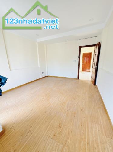 Bán nhà 3 TẦNG, 65M², 4PN, 4WC, PHẠM VĂN ĐỒNG, GÒ VẤP - 6.8 TỶ - SỔ HỒNG - 1