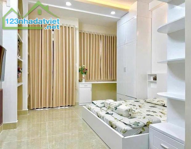 BÁN NHÀ BÌNH TÂN, GIÁP TÂN PHÚ, 4 TẦNG FULL NỘI THẤT, HẺM Ô TÔ, 6 TỶ - 3