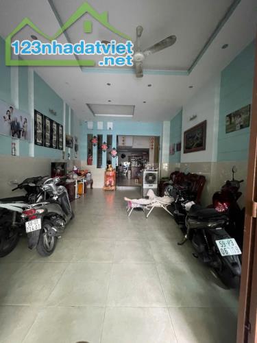 Bán Gấp Nhà mặt tiền Đ số 13 BHH ngang 5 cực hiếm 125m2-4 Tầng 13 tỷ - 3