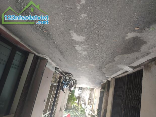Bán  Nhanh Nhà Xuân La 40m2,  5 Tầng, Gần Ô Tô, Nhỉnh 8 Tỷ - 2