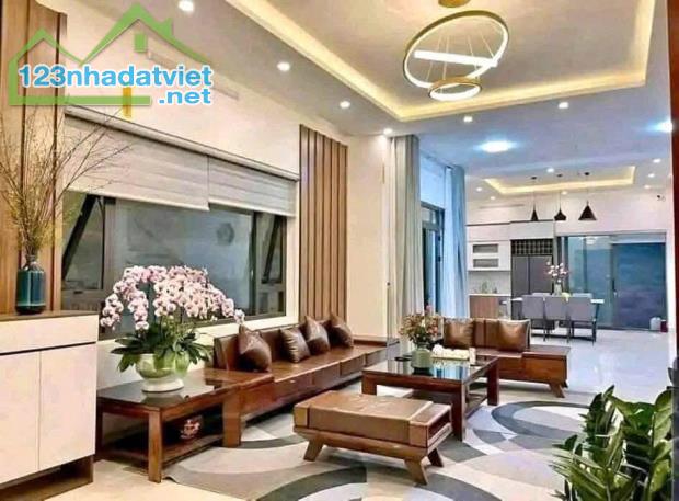 PHẠM TUẤN TÀI 65M - 6 TẦNG MẶT TIỀN 7M VỈA HÈ Ô TÔ TRÁNH KINH DOANH TỐT