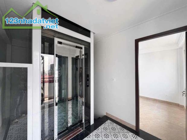 BIỆT THỰ MINI NGUYỄN TRÃI 49m2, 4 TẦNG GIÁ 9.6 TỶ GẦN ROYAL CITY - 1